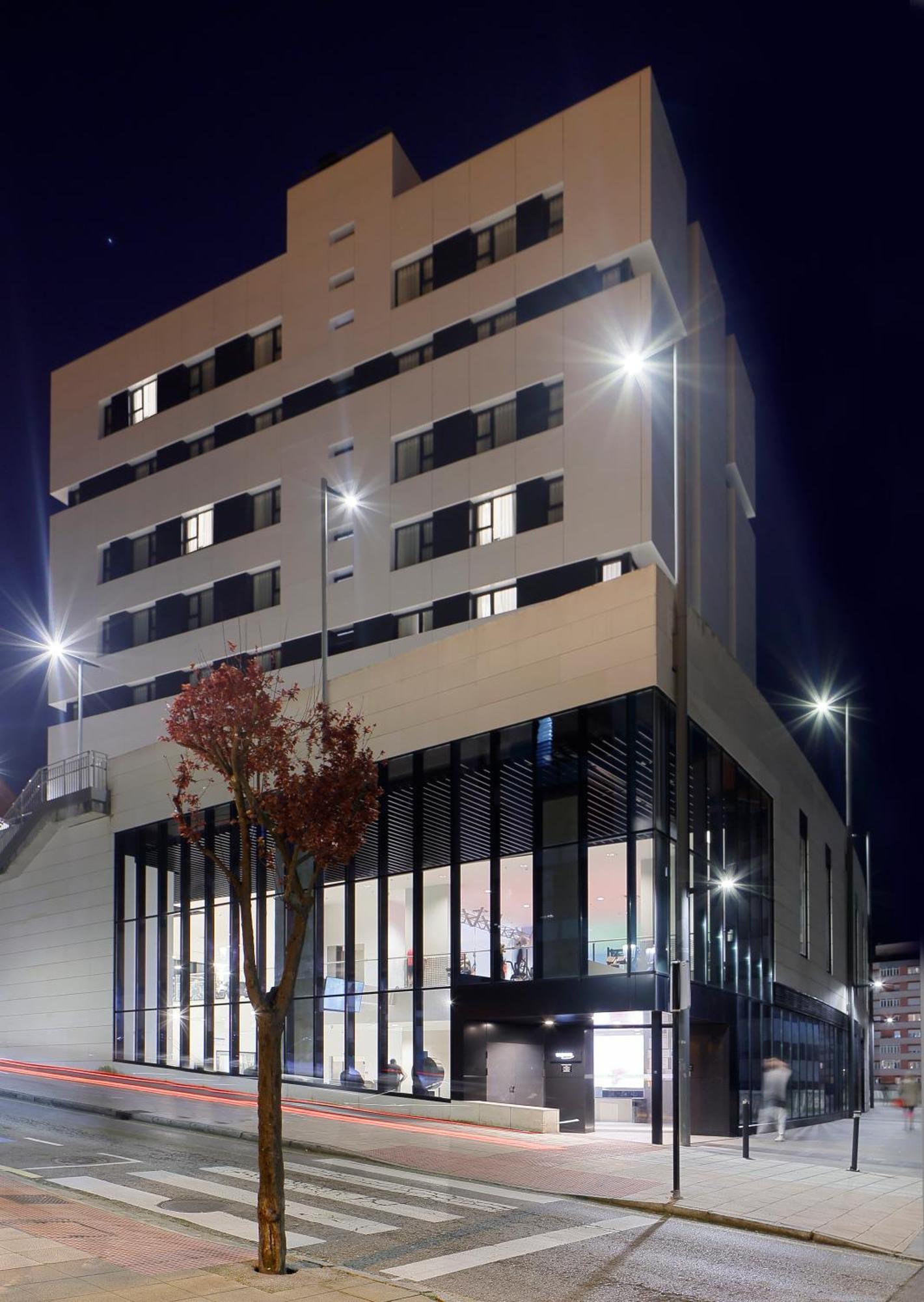 Nuvo Hotel Boutique Oviedo Esterno foto