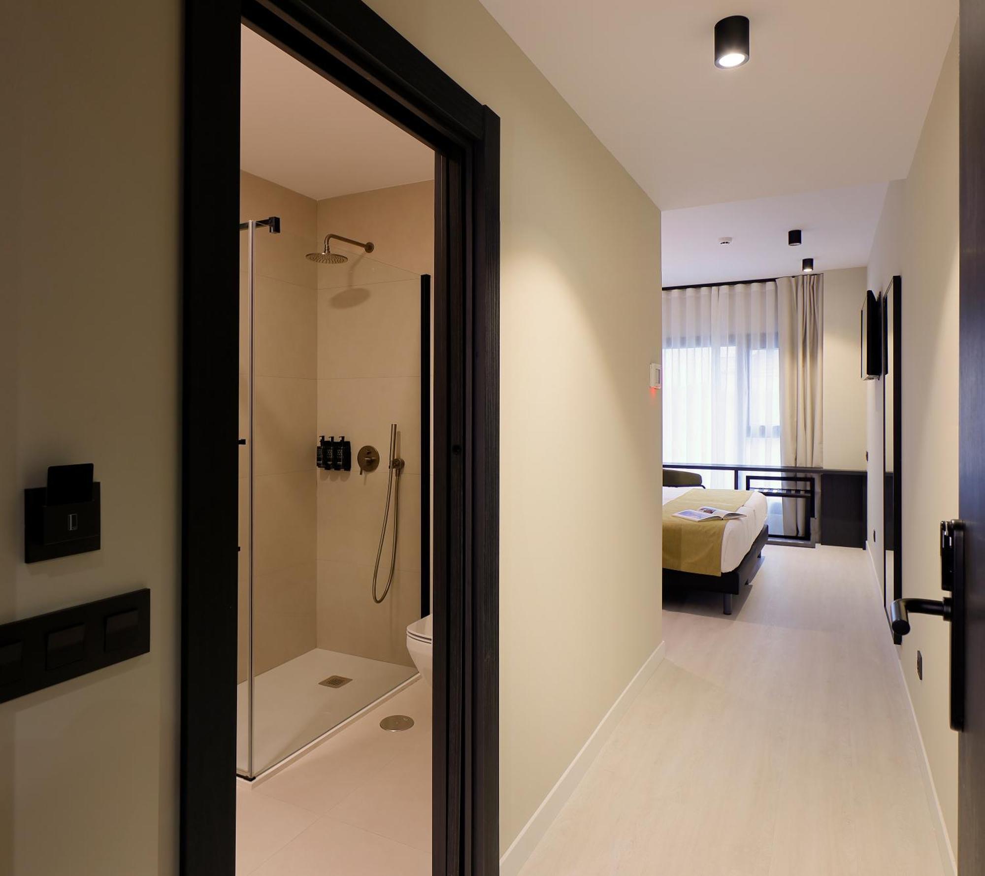 Nuvo Hotel Boutique Oviedo Esterno foto