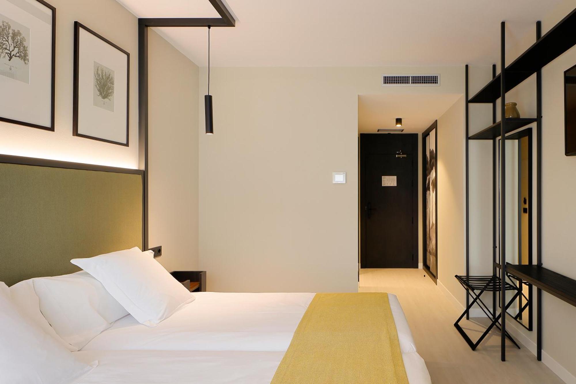 Nuvo Hotel Boutique Oviedo Esterno foto